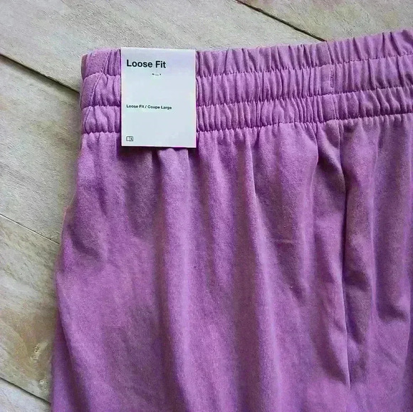 NWT Nike Girls Shorts Dri Fit Loose Fit High Waisted Woven Training Purple Large - Picture 3 of 5